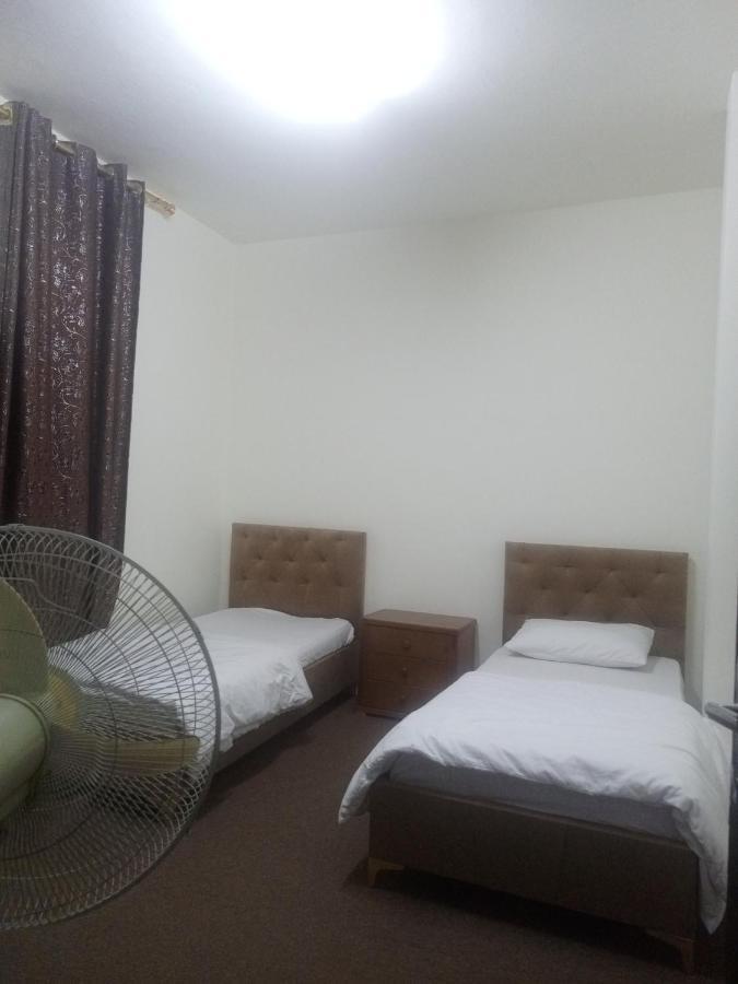 Jarajreh Apartments/ Hotel Karak Exterior foto